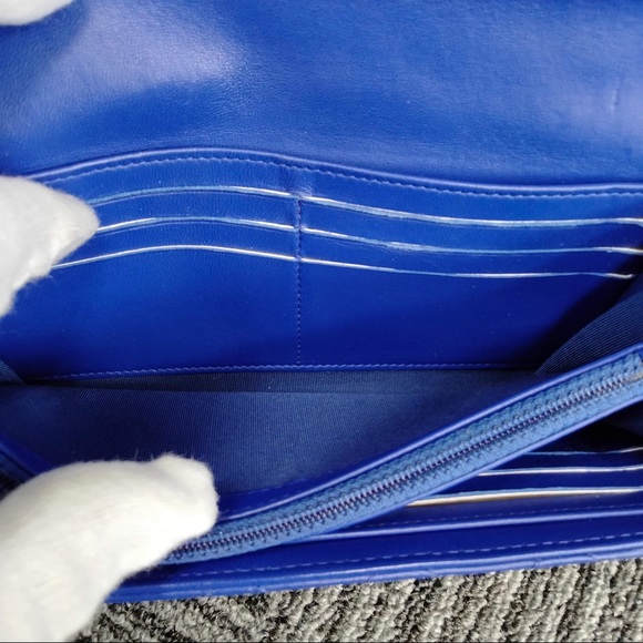 CHANEL lambskin long wallet - Picture 9 of 10